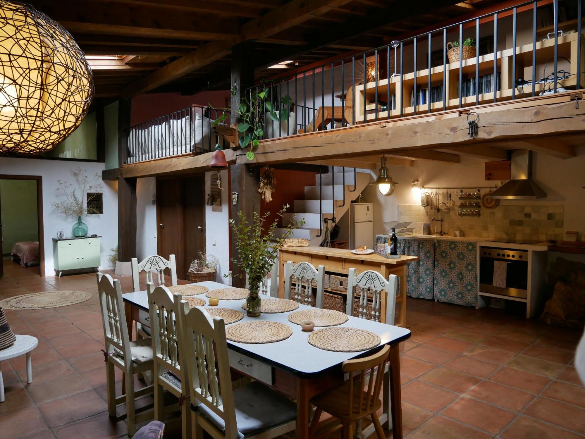 Gasthaus Casa Corazon De Piedra En El Rio Dulce Aragosa Exterior foto
