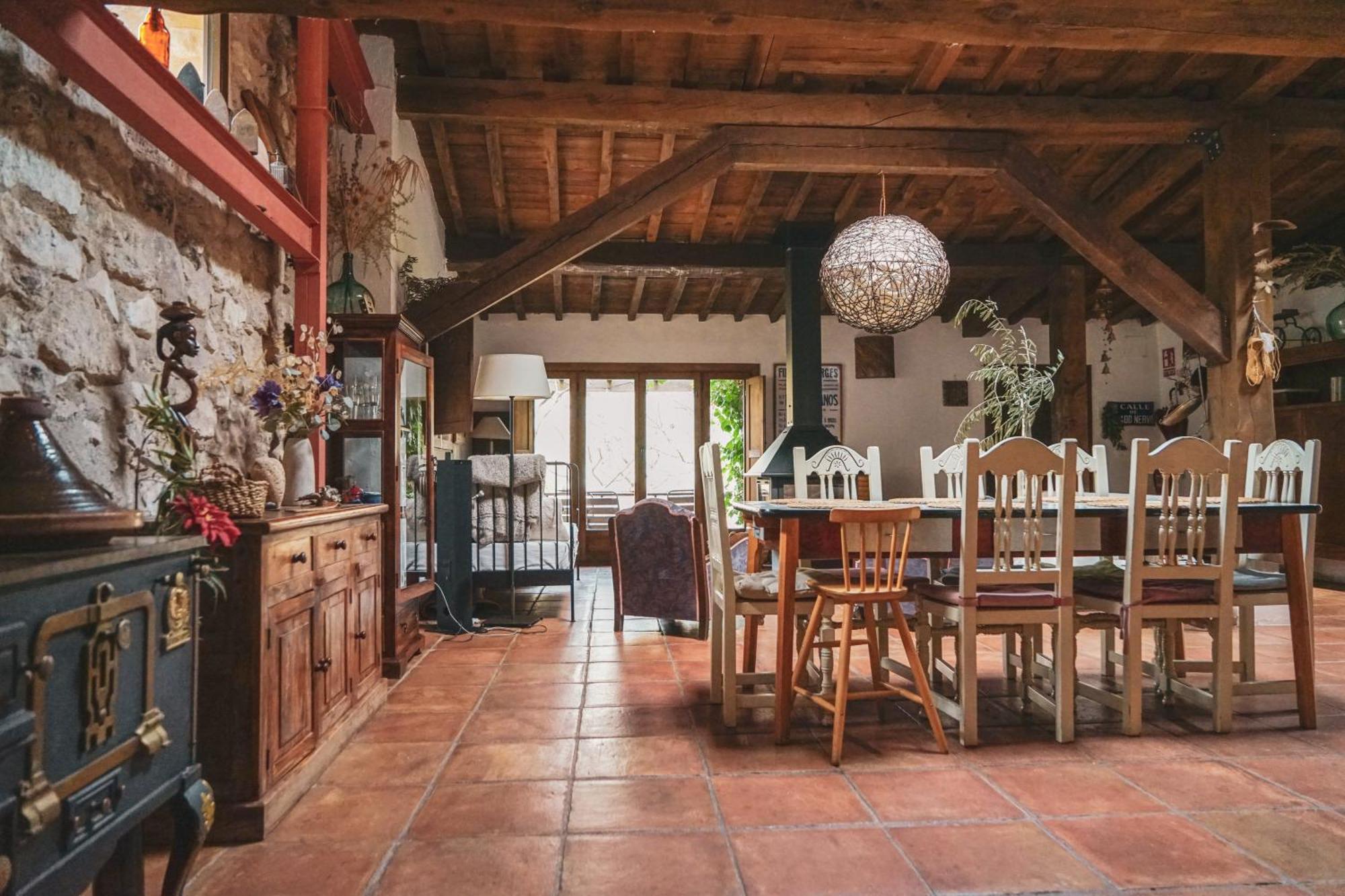 Gasthaus Casa Corazon De Piedra En El Rio Dulce Aragosa Exterior foto
